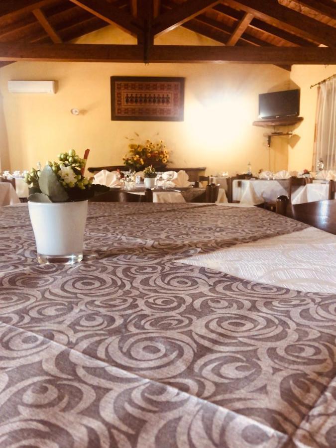 Agriturismo Il Paradiso อีเกลเซียส ภายนอก รูปภาพ